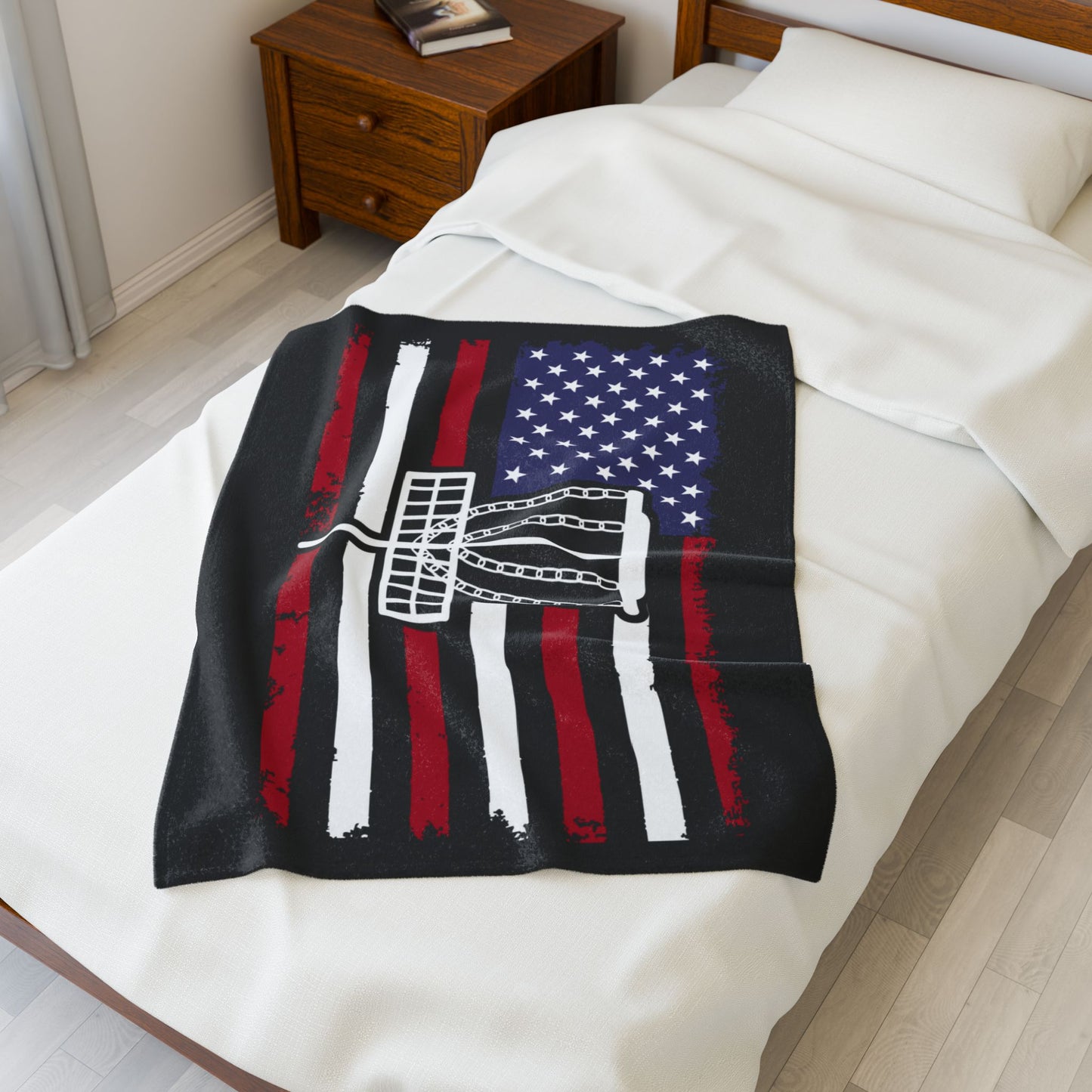 PATRIOTIC DISC GOLF Velveteen Plush Blanket, White Basket Design, Disc Golf Blanket